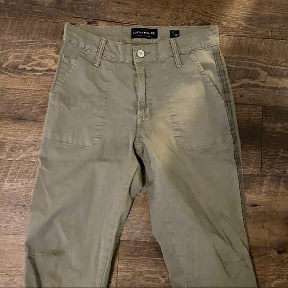 Lucky Brand Olive High Rise Cargo Pants - Picture 3 of 6